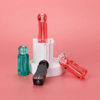Cute transparent lip gloss tubes with customizable caps and applicators