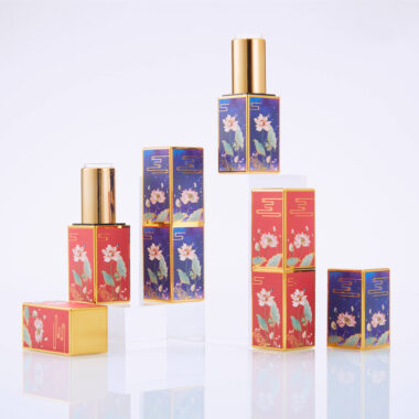 Chinese-style luxury square lipstick tube with elegant design