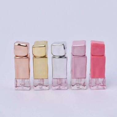 Irregular square lip gloss tubes in modern custom designs