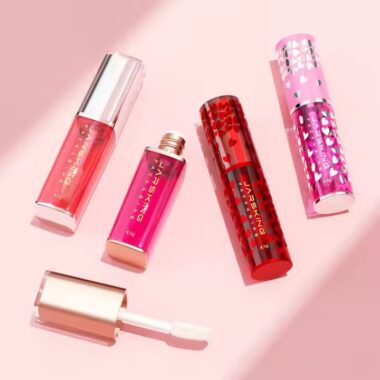 Cute colorful empty lip gloss tubes for wholesale