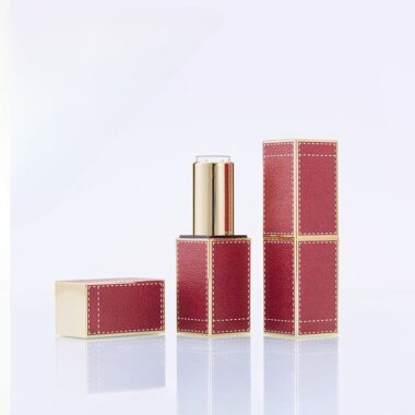 Luxury magnetic lipstick tubes in custom colors and finishes