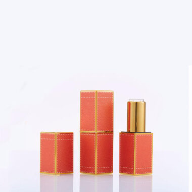 Luxury magnetic lipstick tubes in custom colors and finishes