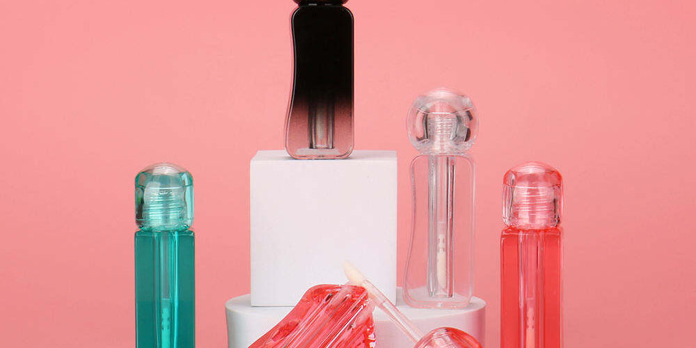Cute transparent lip gloss tubes with customizable caps and applicators