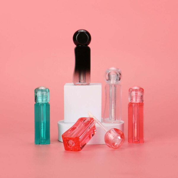Cute transparent lip gloss tubes with customizable caps and applicators