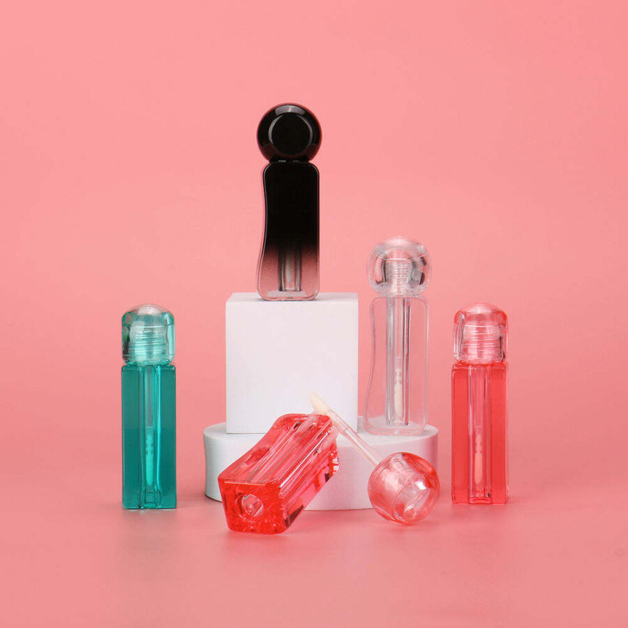 Cute transparent lip gloss tubes with customizable caps and applicators