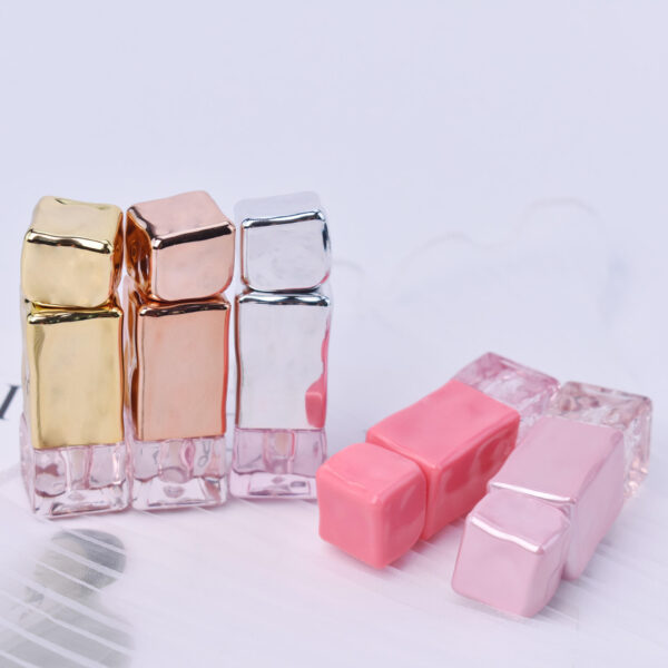 Irregular square lip gloss tubes in modern custom designs