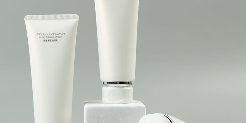 Minimalist Face Cleanser Tubes for Cream and Wash Packaging