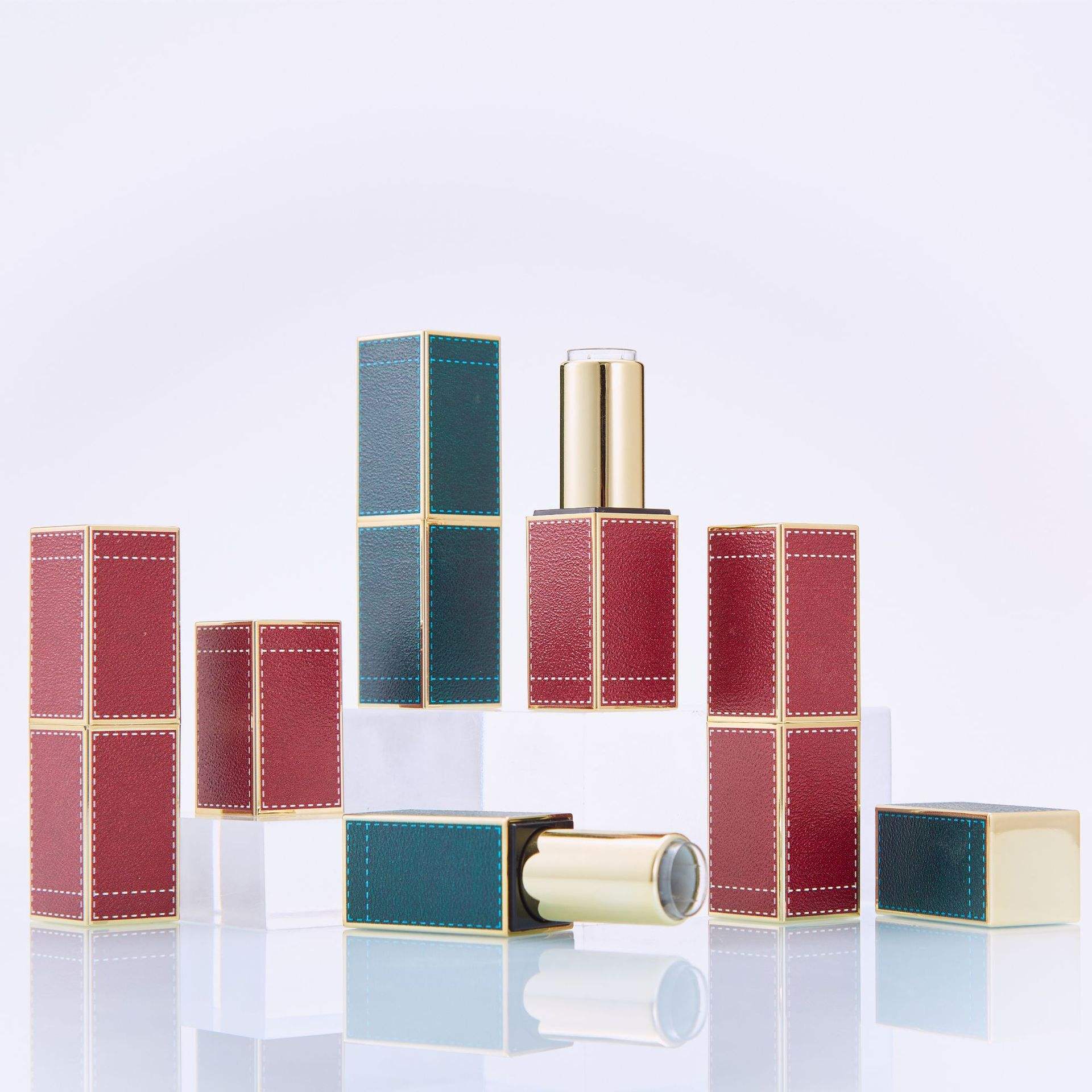 Luxury magnetic lipstick tubes in custom colors and finishes